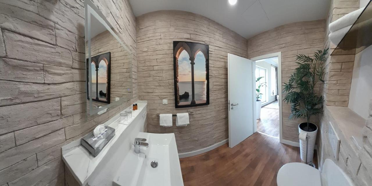 Hotel Garni Am Schloss Kottenheim Kültér fotó